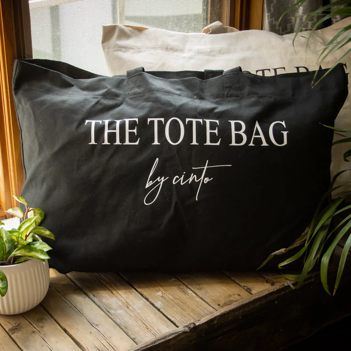 The Tote Bag by Cinto